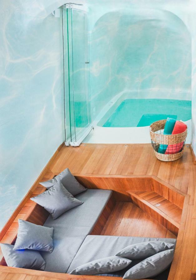 Sweet Nectar Villa With Hot Tub Πύργος Εξωτερικό φωτογραφία